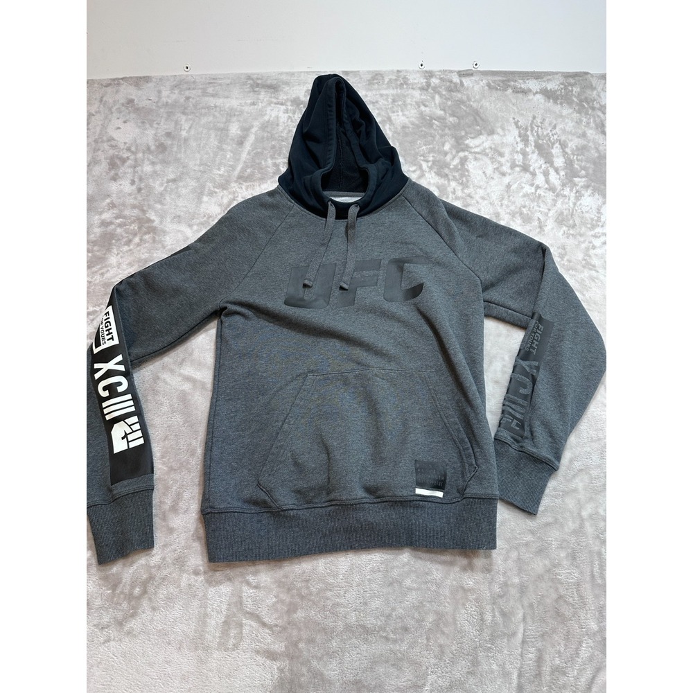 UFC x Reebok Pullover Hoodie Mens Size Medium Double Sleeve Print Drawstring EUC